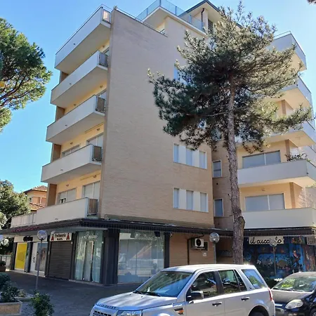 Appartement Cv010 - Cervia, Quadrilocale Con Terrazzo In Centro Milano Marittima
